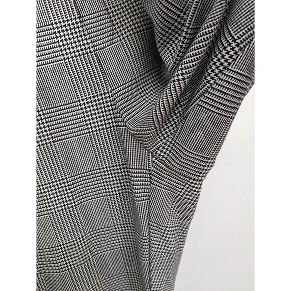 Torrid Gray Black Plaid Pull On Comfort Ponte Trouser Ankle Pants Size 3T‎ Tall - Picture 4 of 16